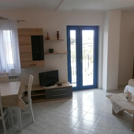 Crncic Apartment *